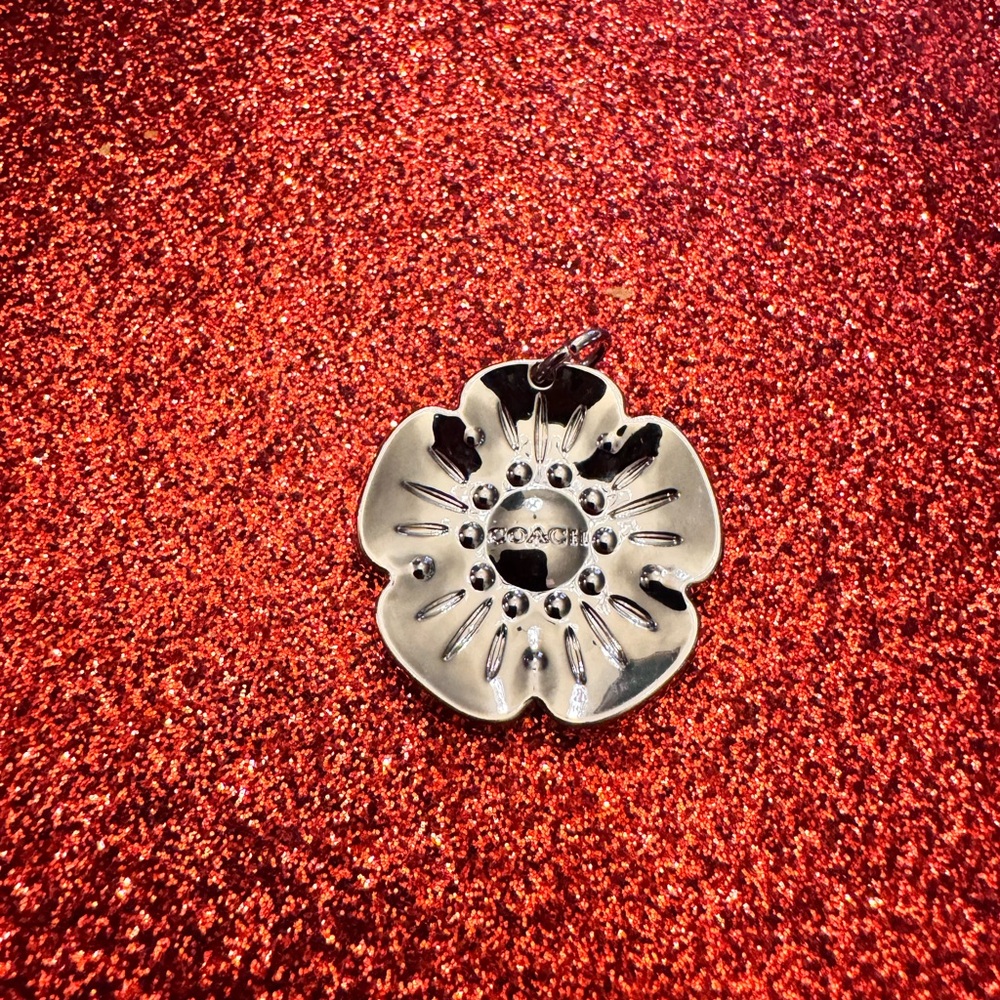 Coach Silver Flower Charm Coach Fragrances - Picture 3 of 4